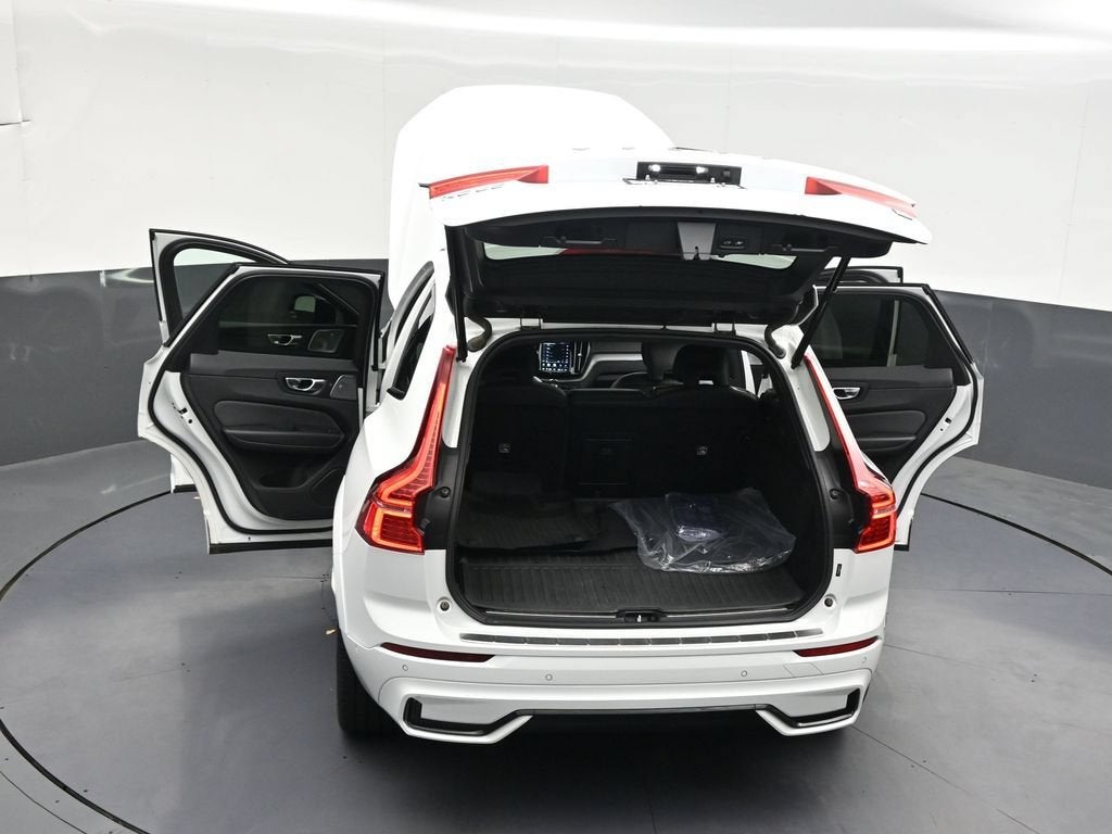 2022 Volvo XC60 Recharge Plug-In Hybrid T8 Polestar Engineered