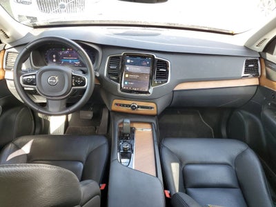2023 Volvo XC90 Plus