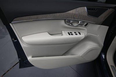 2023 Volvo XC90 Plus