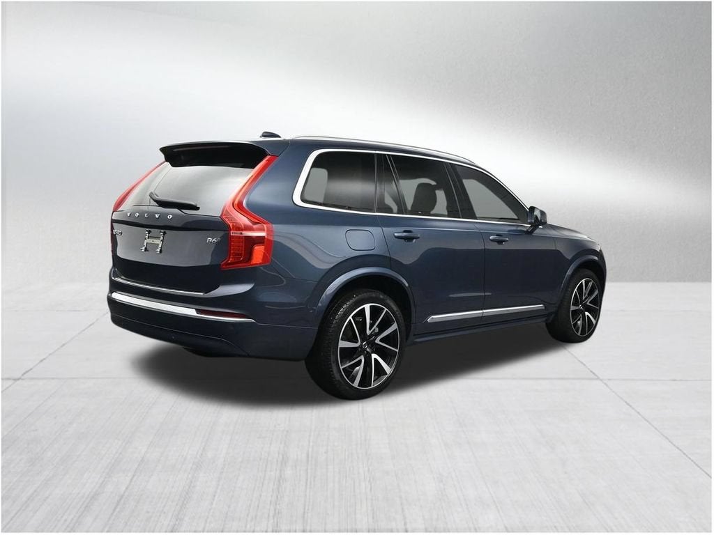 2023 Volvo XC90 Plus