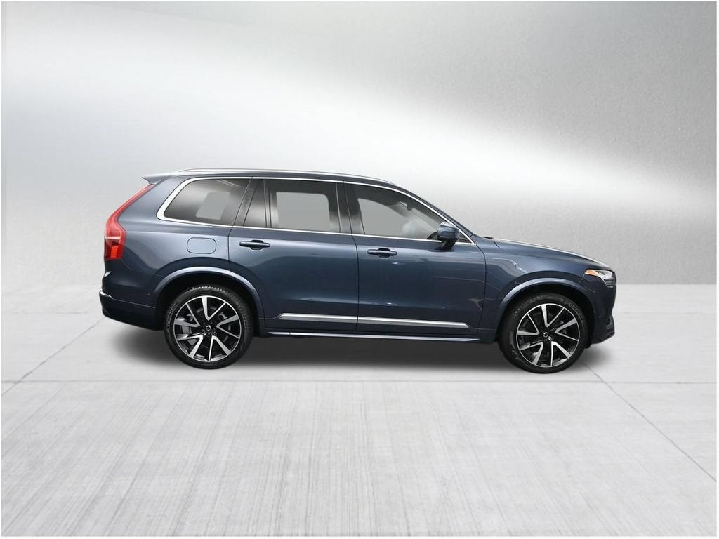 2023 Volvo XC90 Plus