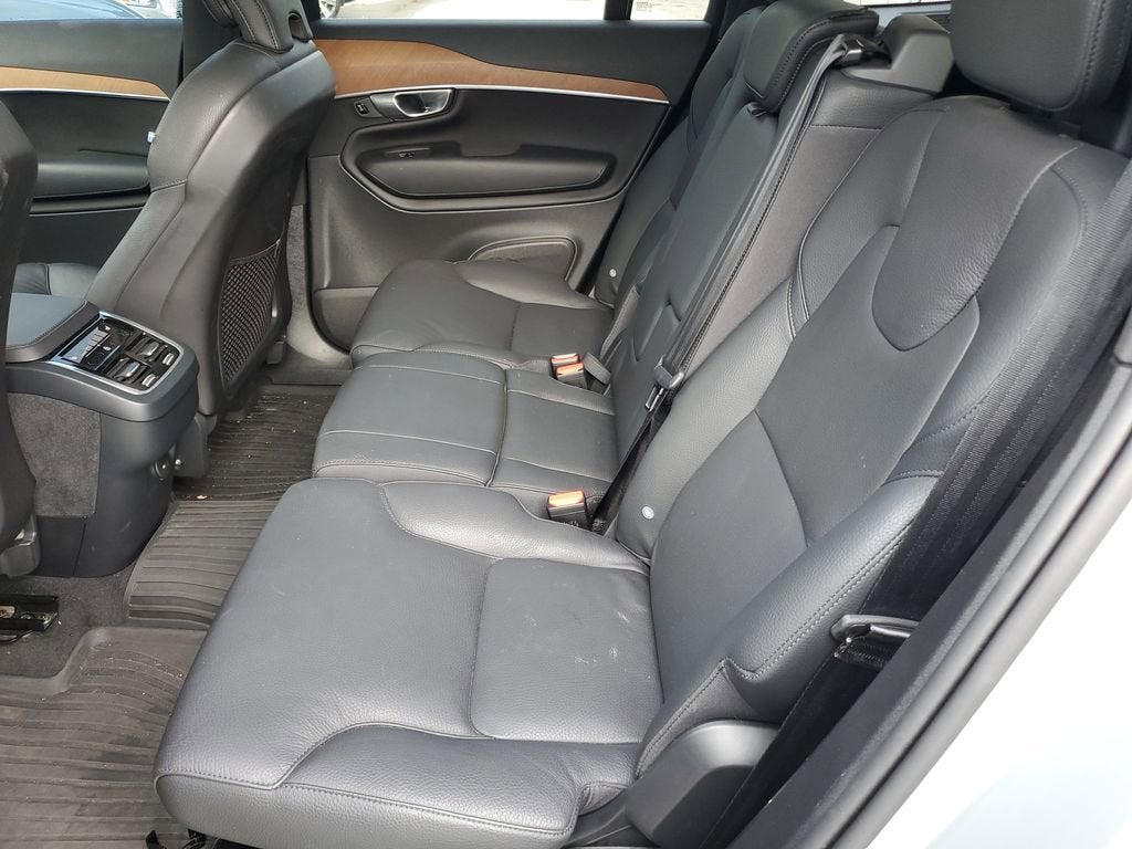 2024 Volvo XC90 Plus Bright Theme