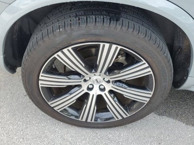2024 Volvo XC90 Plus Bright Theme