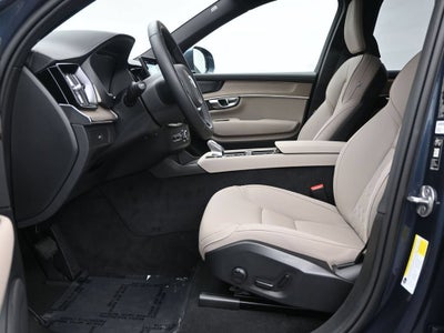 2026 Volvo XC90 Plus