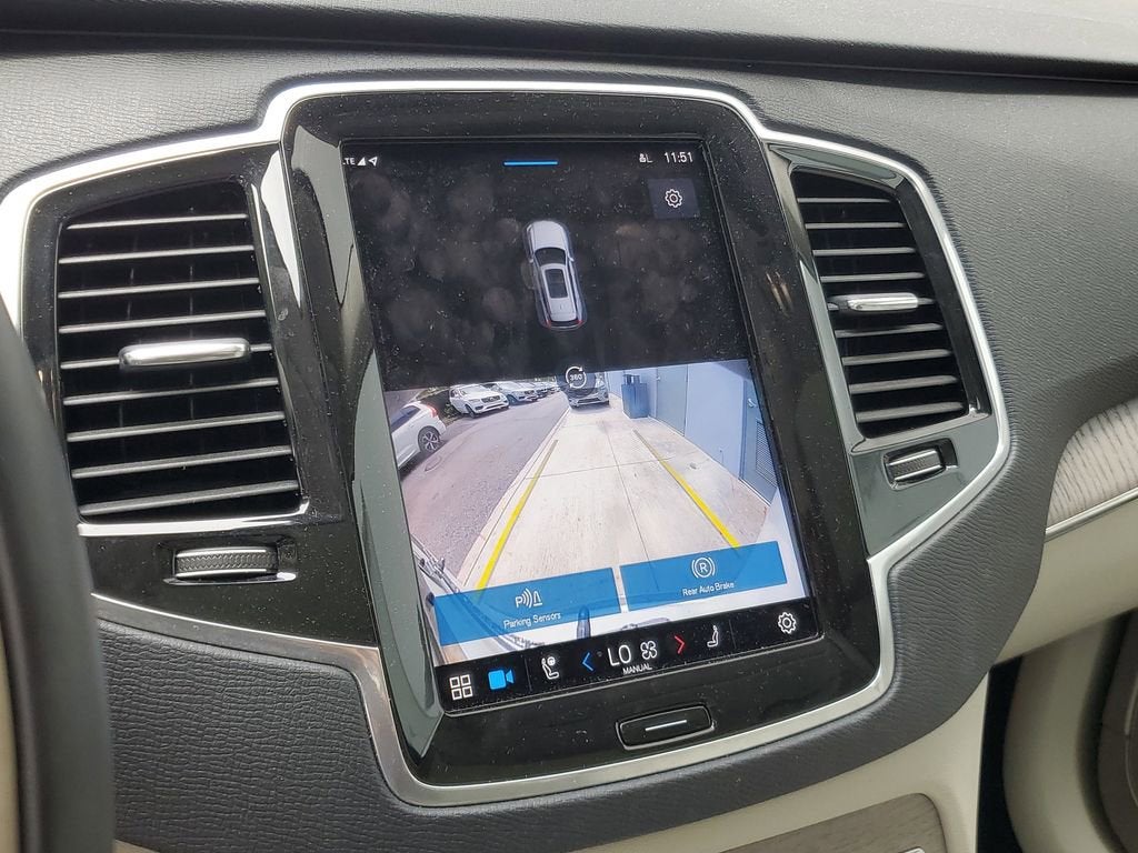 2024 Volvo XC90 Plus Bright Theme