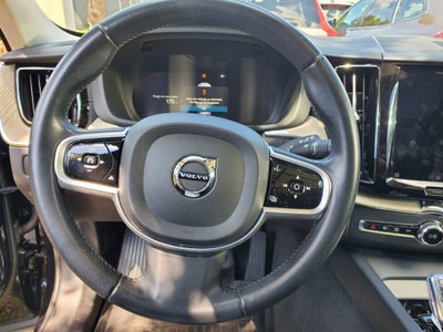 2022 Volvo XC60 Inscription