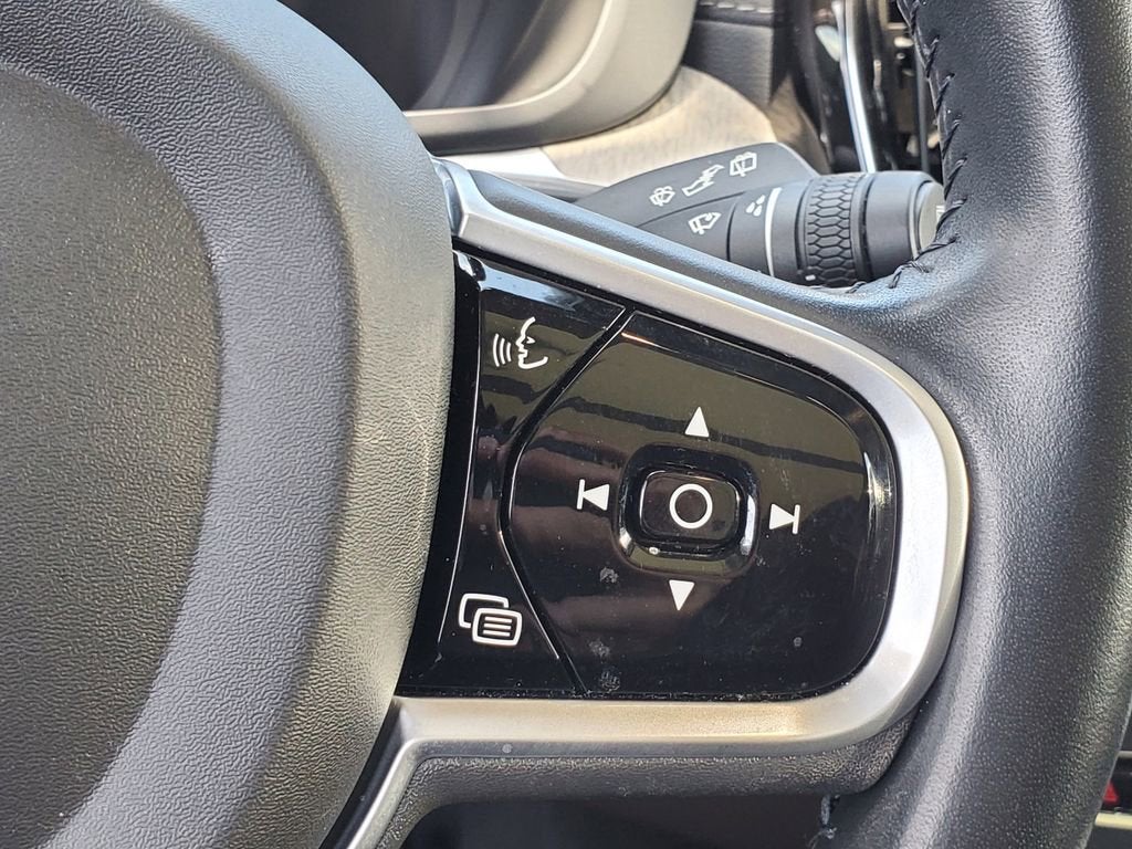 2022 Volvo XC60 Inscription