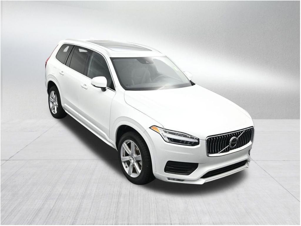 2022 Volvo XC90 Momentum