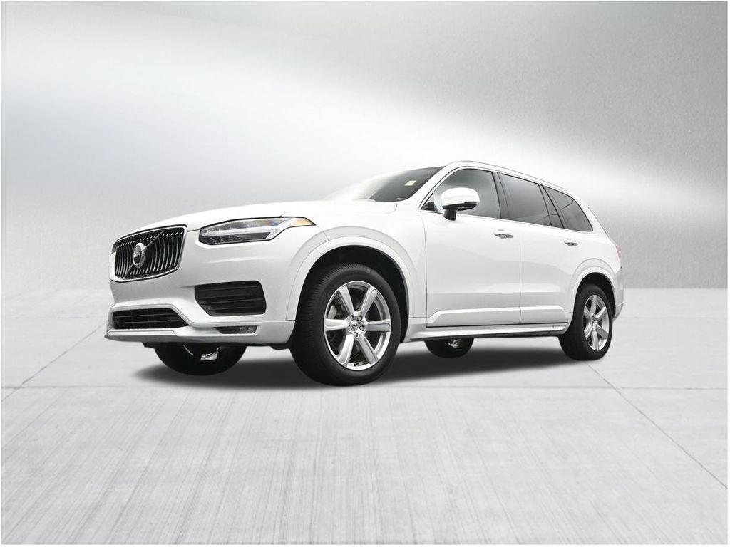2022 Volvo XC90 Momentum