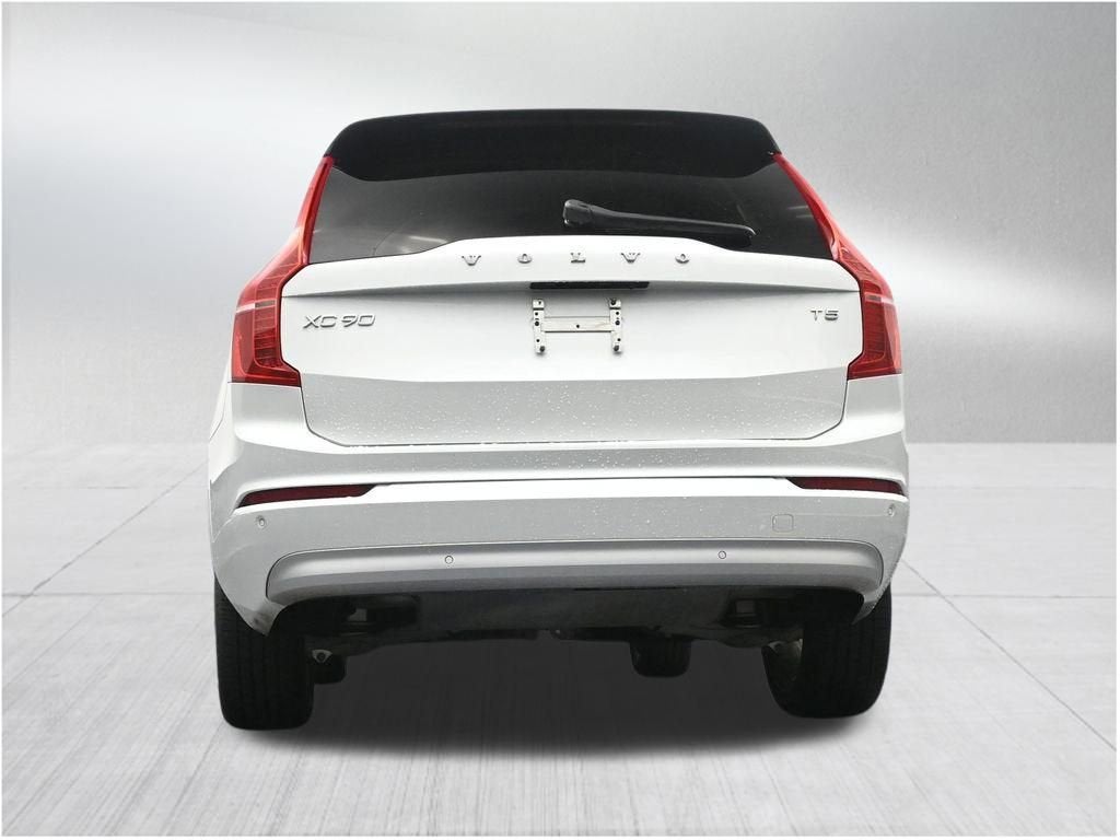 2022 Volvo XC90 Momentum