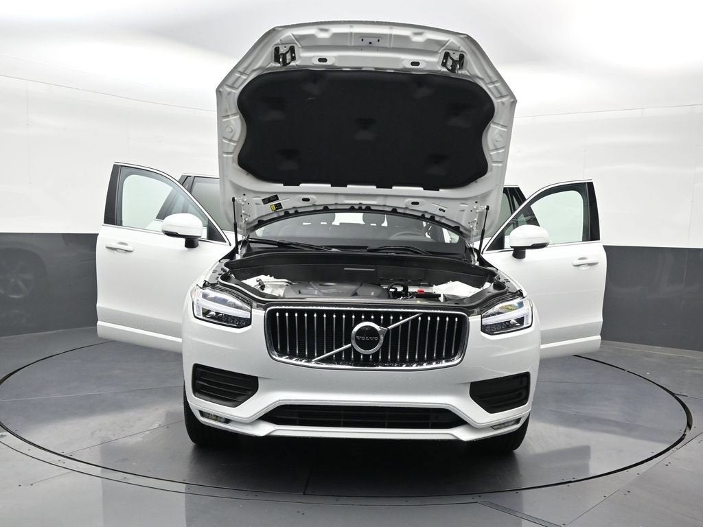2022 Volvo XC90 Momentum