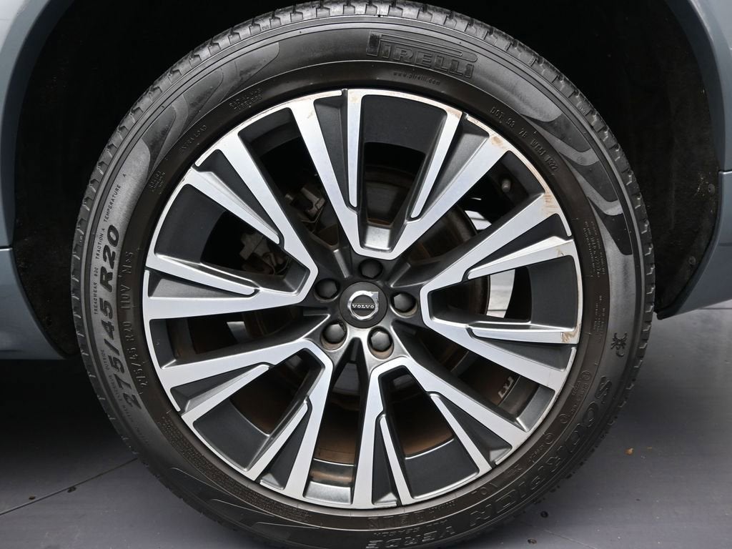 2020 Volvo XC90 Momentum