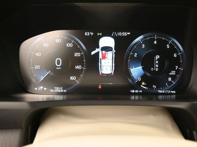 2020 Volvo XC90 Momentum