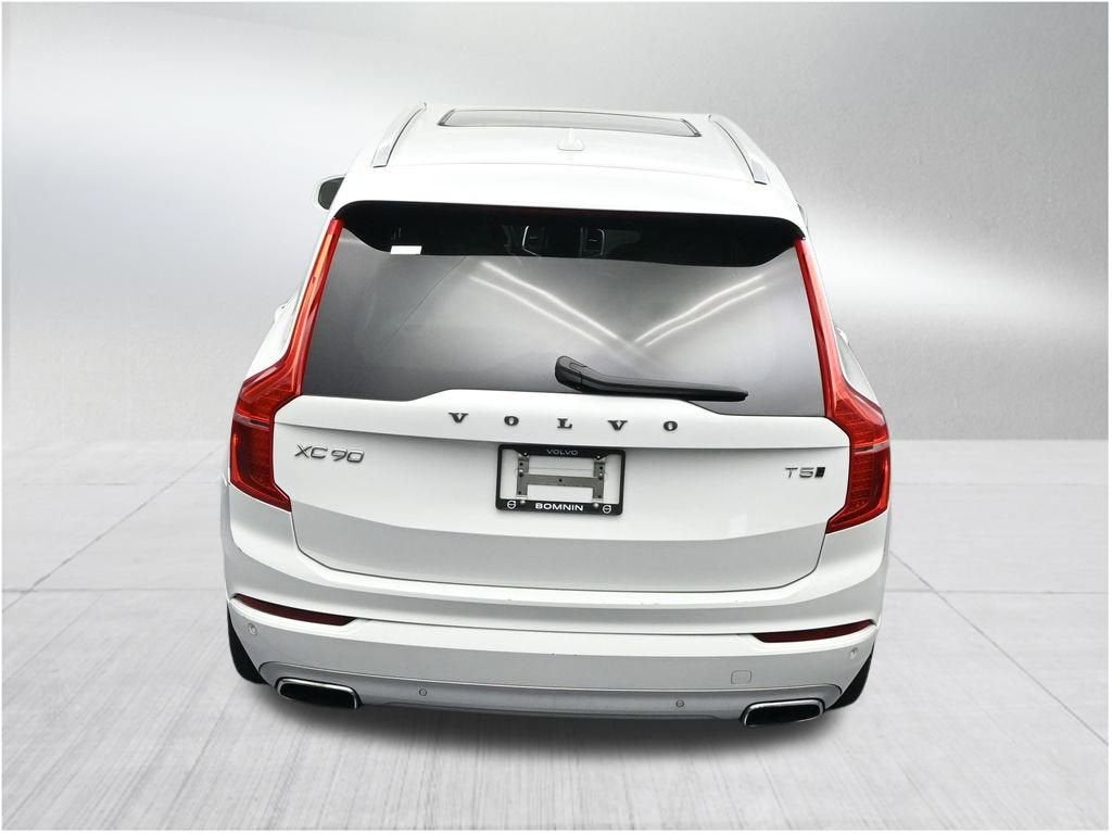 2020 Volvo XC90 Momentum