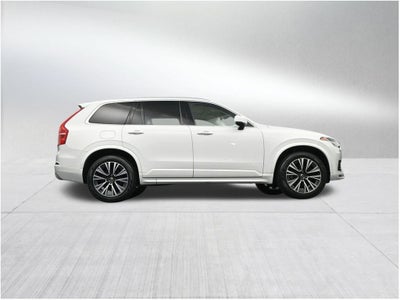 2020 Volvo XC90 Momentum