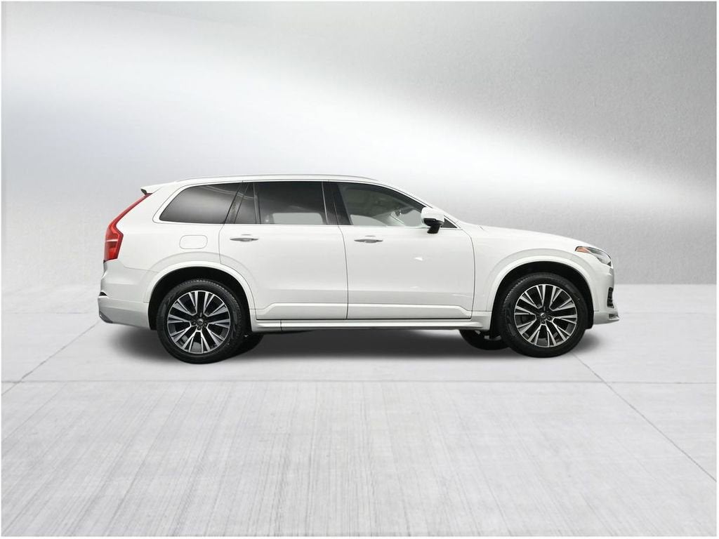 2020 Volvo XC90 Momentum