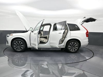 2020 Volvo XC90 Momentum