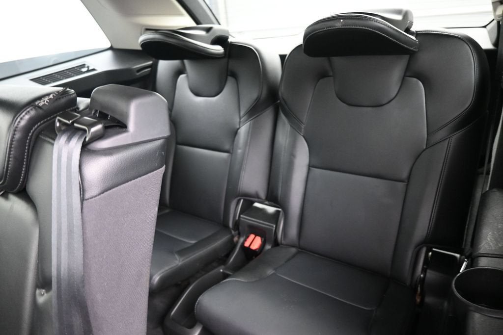 2018 Volvo XC90 T5 Momentum