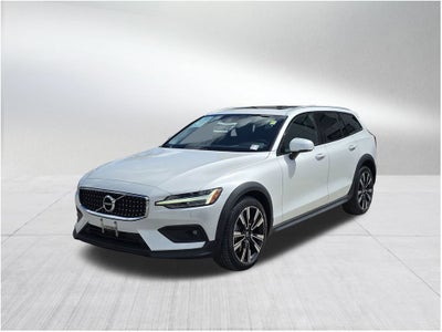 2022 Volvo V60 Cross Country 4DR AWD T5