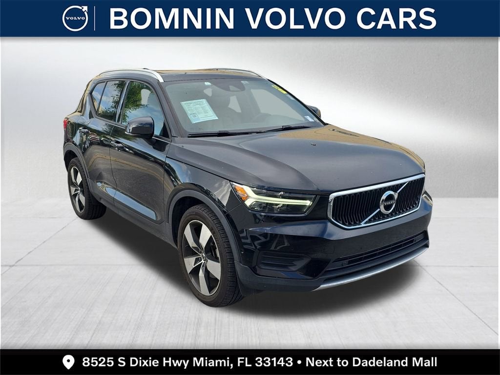 2019 Volvo XC40 Momentum