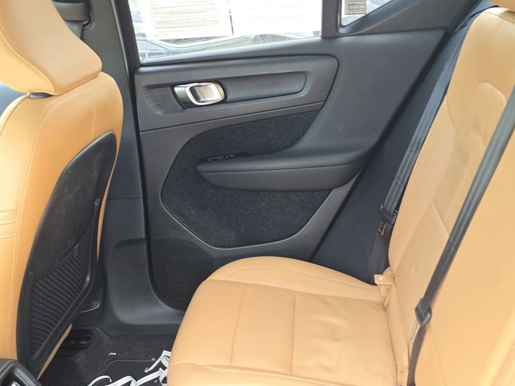 2019 Volvo XC40 Momentum