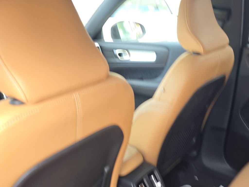 2019 Volvo XC40 Momentum