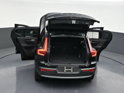 2019 Volvo XC40 Momentum