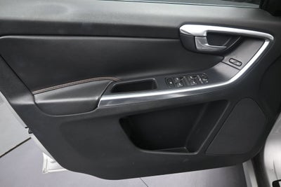 2015 Volvo XC60 T6 Premier Plus