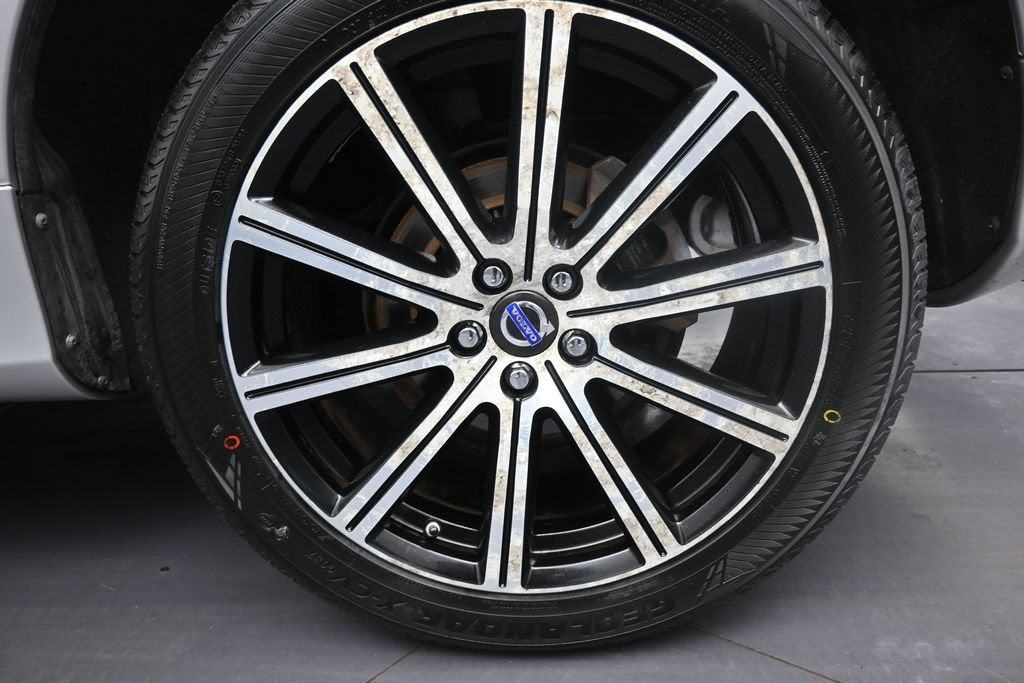2015 Volvo XC60 T6 Premier Plus