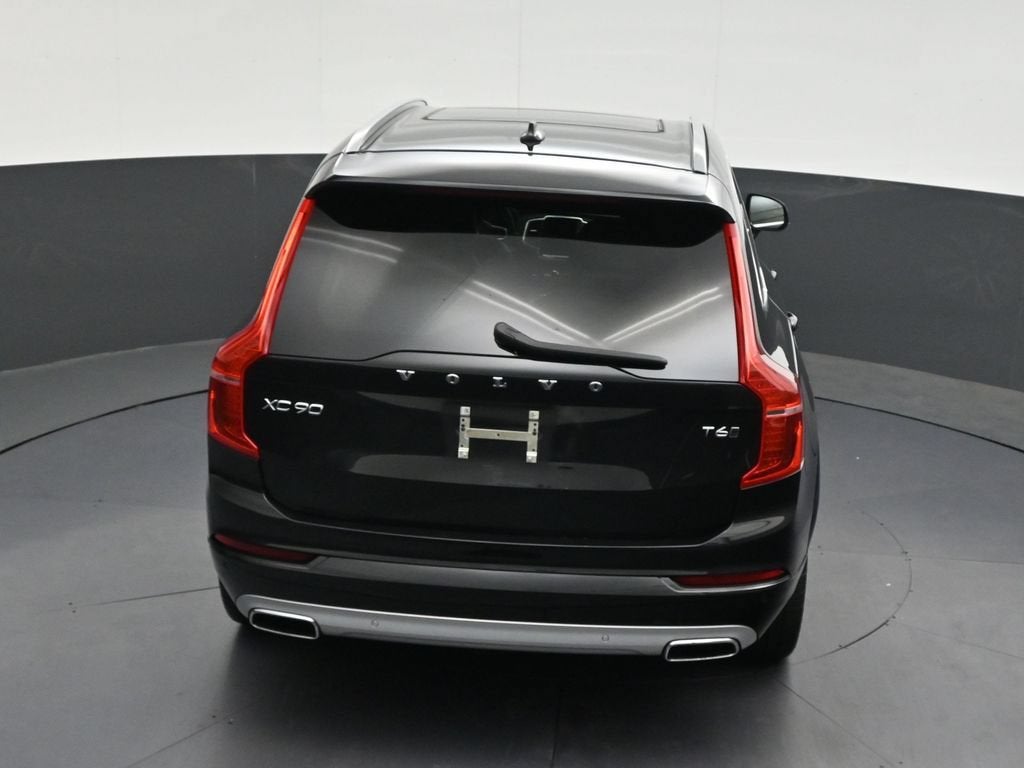 2021 Volvo XC90 Momentum