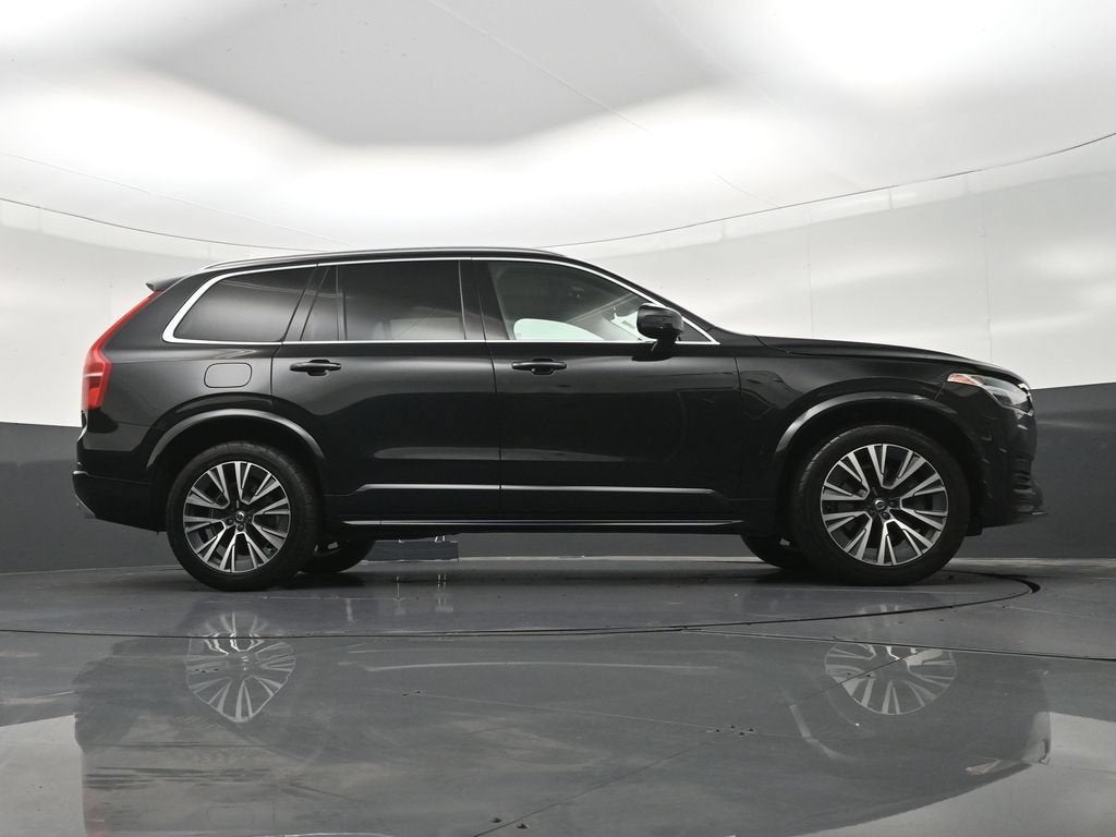 2021 Volvo XC90 Momentum
