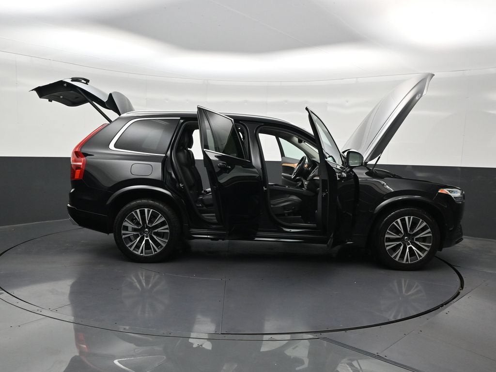 2021 Volvo XC90 Momentum