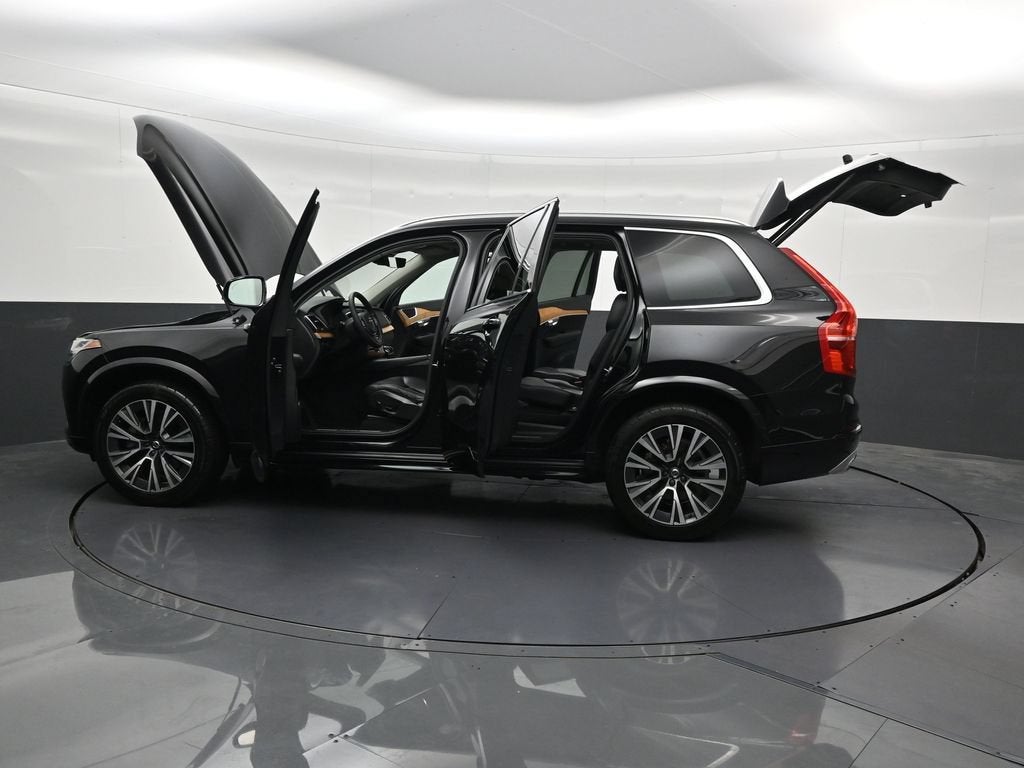 2021 Volvo XC90 Momentum
