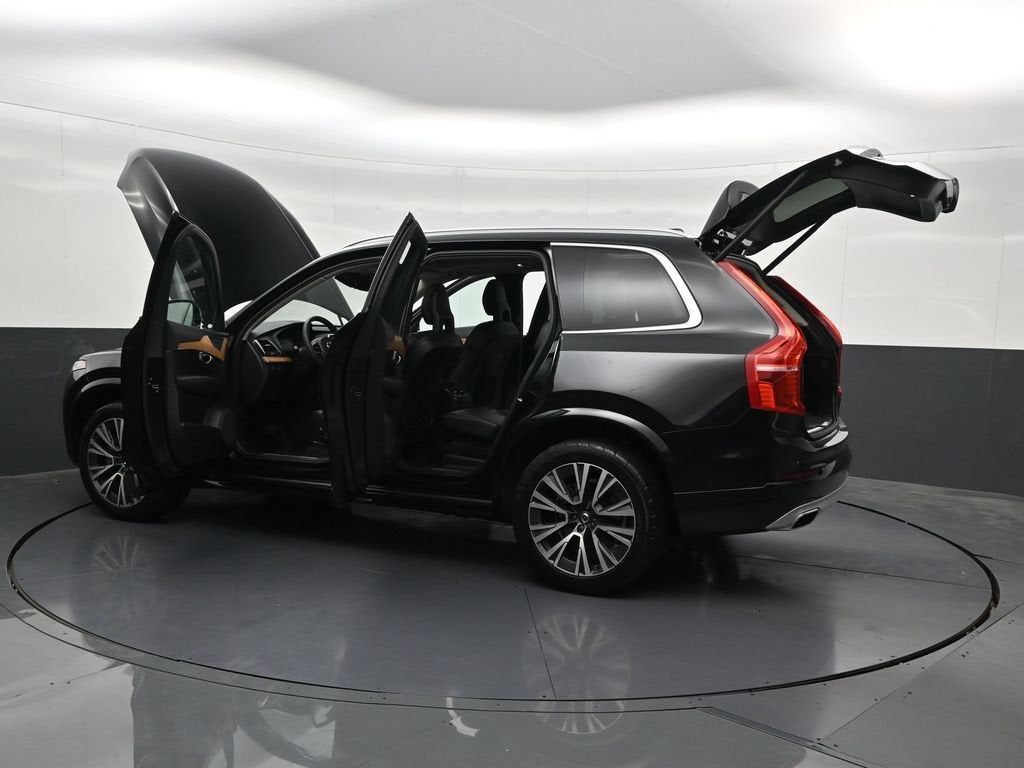 2021 Volvo XC90 Momentum