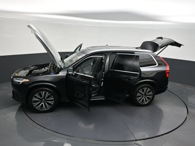 2021 Volvo XC90 Momentum