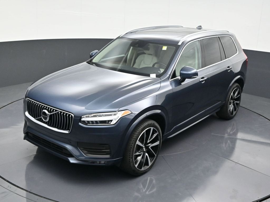 2022 Volvo XC90 Momentum