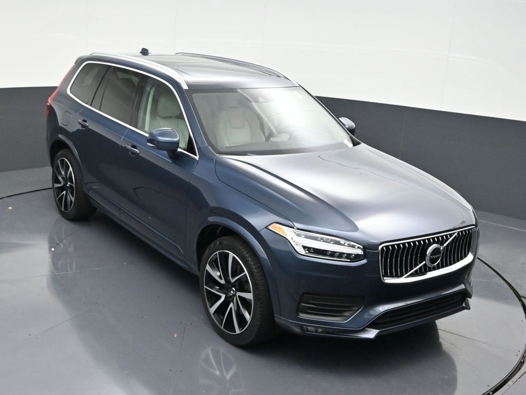 2022 Volvo XC90 Momentum