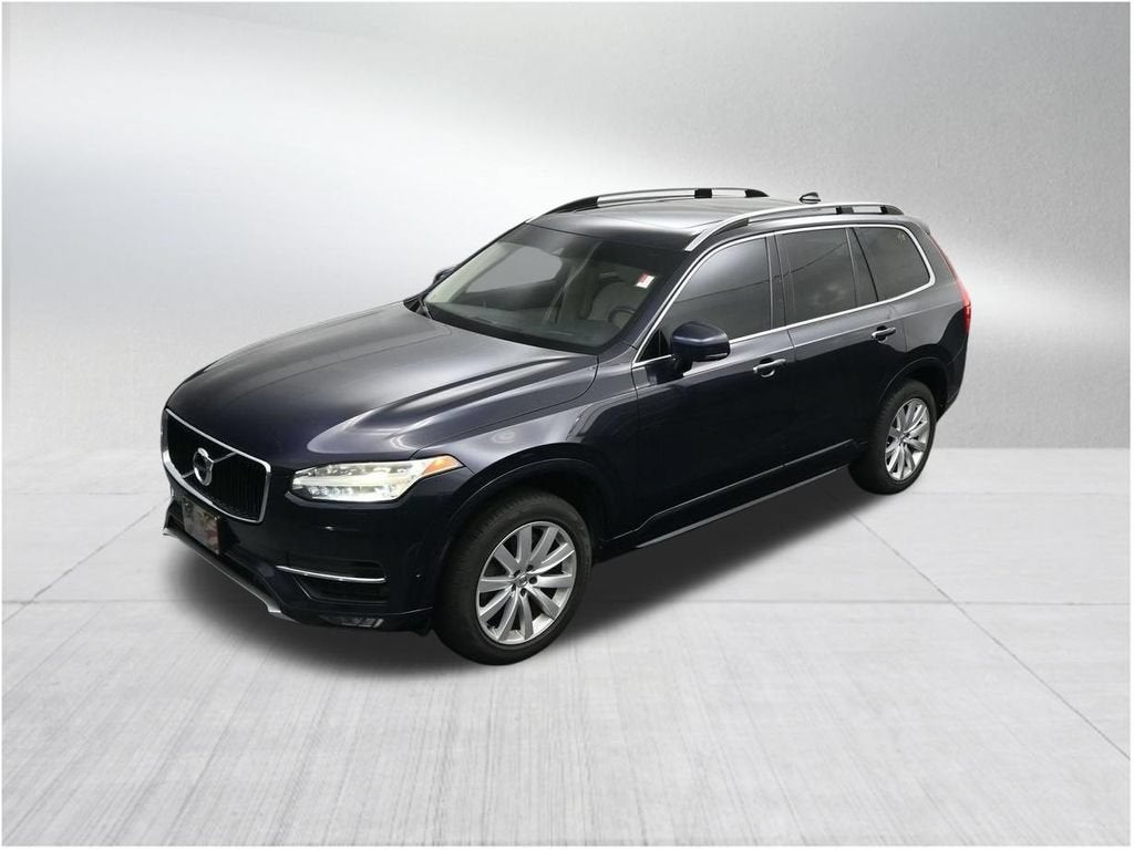 2017 Volvo XC90 Momentum