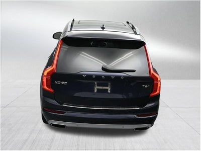 2017 Volvo XC90 Momentum