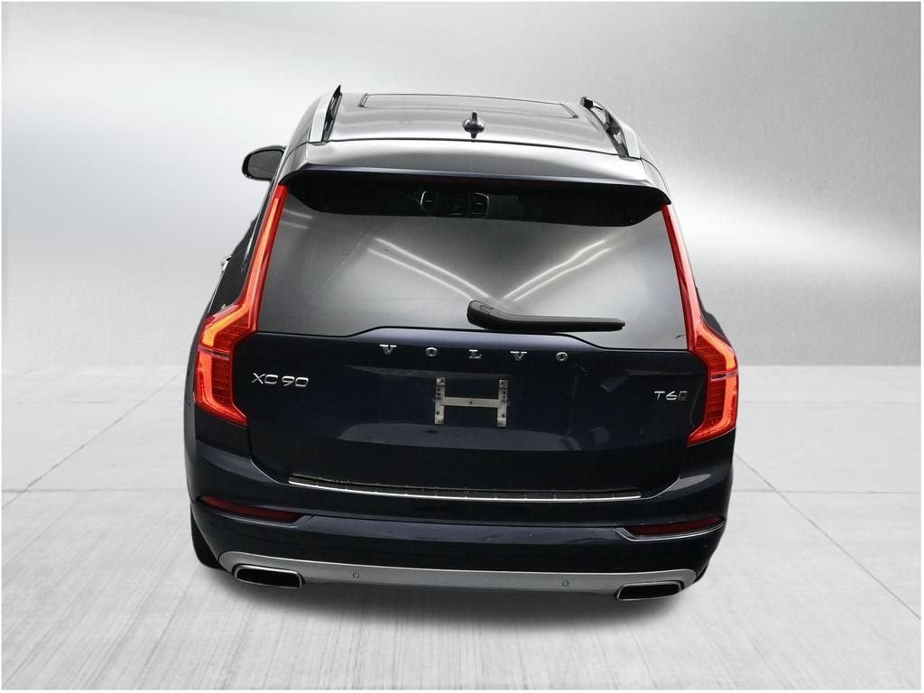 2017 Volvo XC90 Momentum