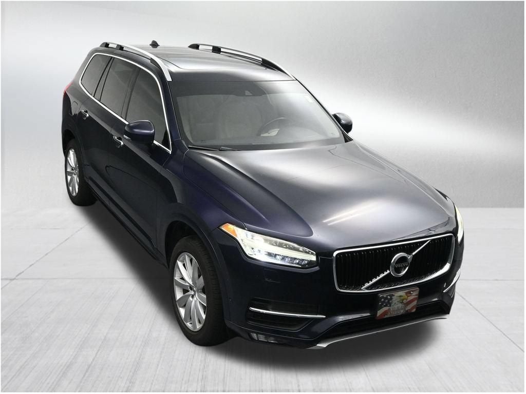 2017 Volvo XC90 Momentum