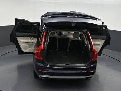 2017 Volvo XC90 Momentum