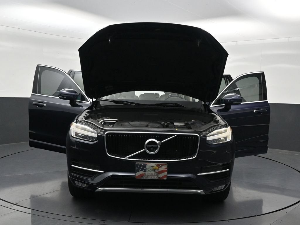 2017 Volvo XC90 Momentum