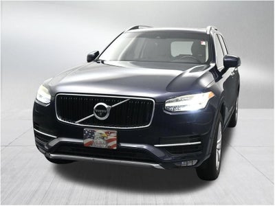 2017 Volvo XC90 Momentum