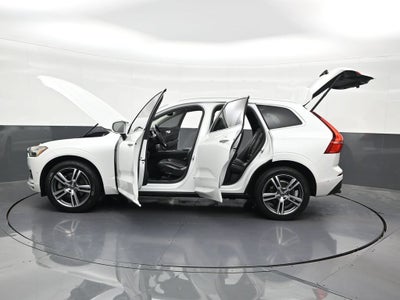 2018 Volvo XC60 T6 Momentum