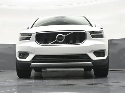 2021 Volvo XC40 Momentum
