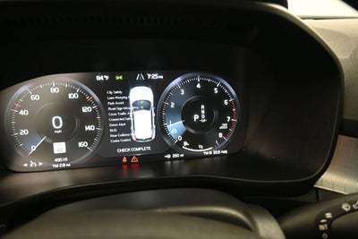 2021 Volvo XC40 Momentum