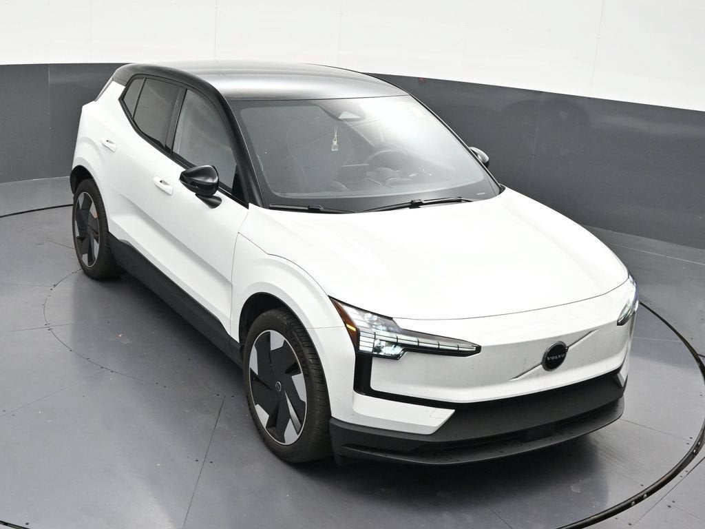 2025 Volvo EX30 Plus