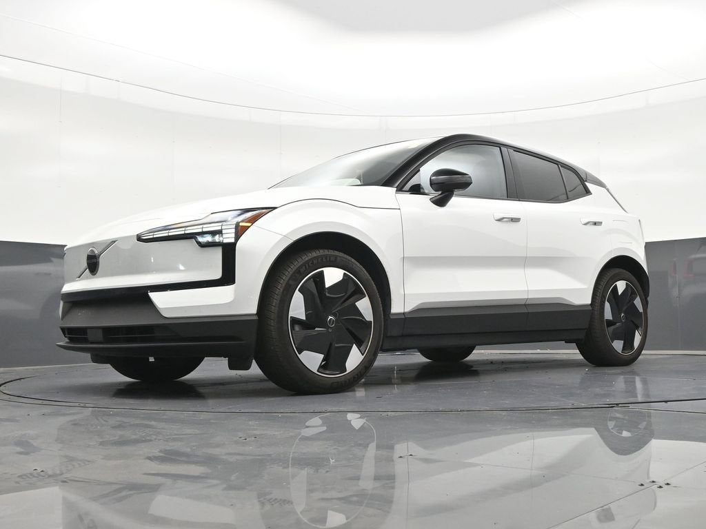 2025 Volvo EX30 Plus