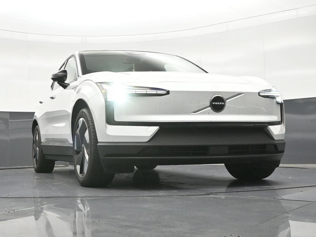2025 Volvo EX30 Plus